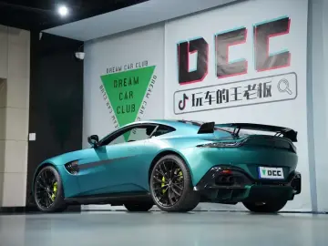 2022 Aston Martin Vantage с пробегом 32 800 км