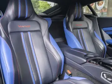2020 Aston Martin Vantage с пробегом 11 000 км