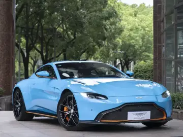 2020 Aston Martin Vantage с пробегом 11 000 км
