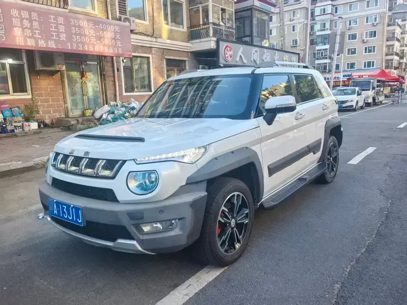 2016 BAIC Beijing Offroad BJ20 с пробегом 120 000 км