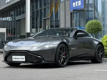 Aston Martin Vantage