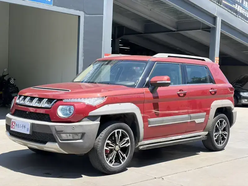 2016 BAIC Beijing Offroad BJ20 с пробегом 100 000 км