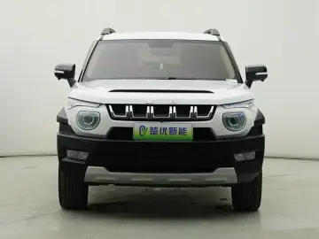 2018 BAIC Beijing Offroad BJ20 с пробегом 160 000 км