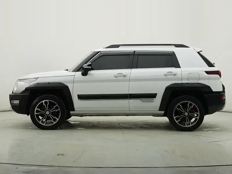 2018 BAIC Beijing Offroad BJ20 с пробегом 160 000 км