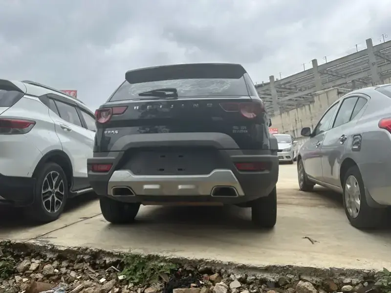 2016 BAIC Beijing Offroad BJ20 с пробегом 140 000 км