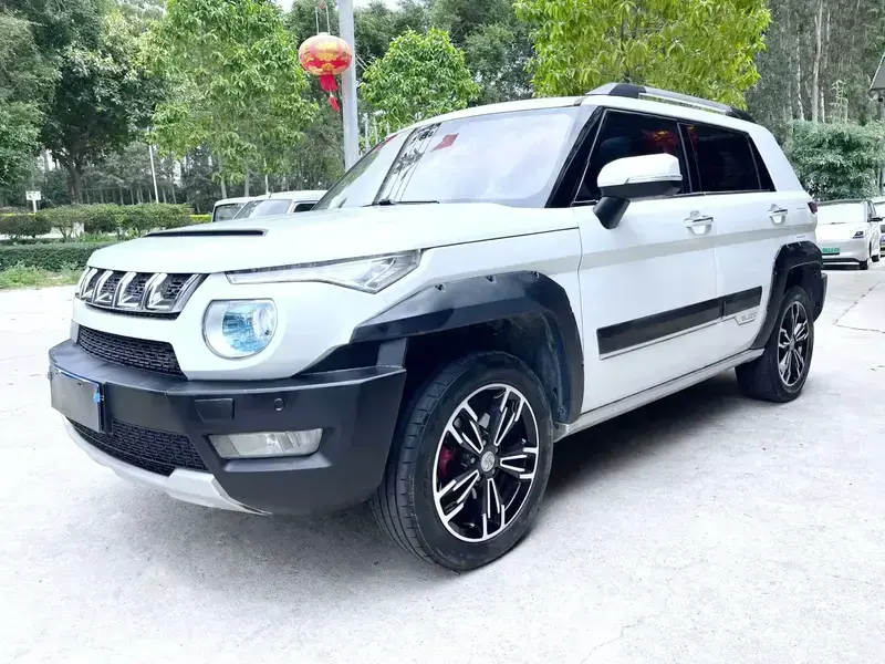 2016 BAIC Beijing Offroad BJ20 с пробегом 64 000 км