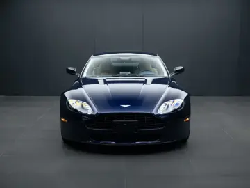 2007 Aston Martin Vantage с пробегом 32 000 км