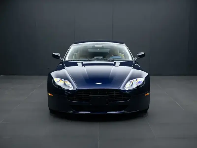 2007 Aston Martin Vantage с пробегом 32 000 км
