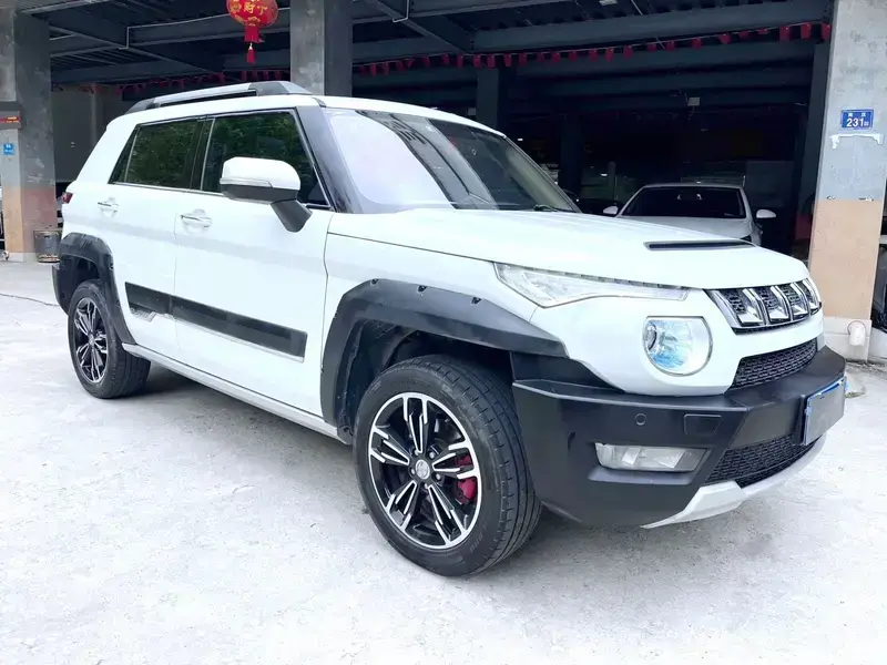 2016 BAIC Beijing Offroad BJ20 с пробегом 64 000 км