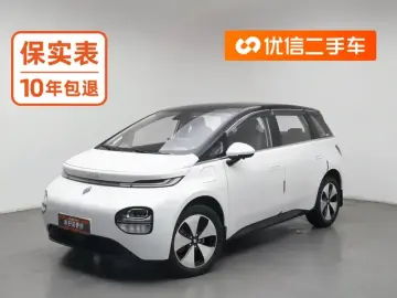 2023 Baojun Cloud с пробегом 36 600 км