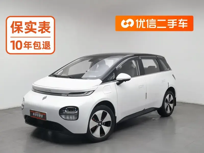 2023 Baojun Cloud с пробегом 36 600 км