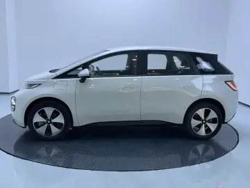 2023 Baojun Cloud с пробегом 66 500 км