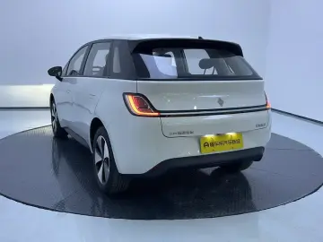 2023 Baojun Cloud с пробегом 66 500 км