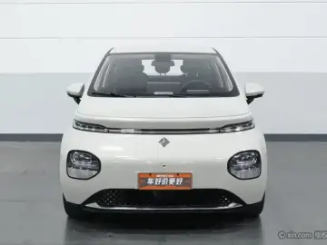2023 Baojun Cloud с пробегом 39 400 км