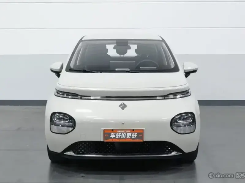 2023 Baojun Cloud с пробегом 39 400 км
