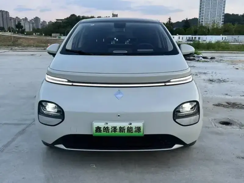 2023 Baojun Cloud с пробегом 60 000 км