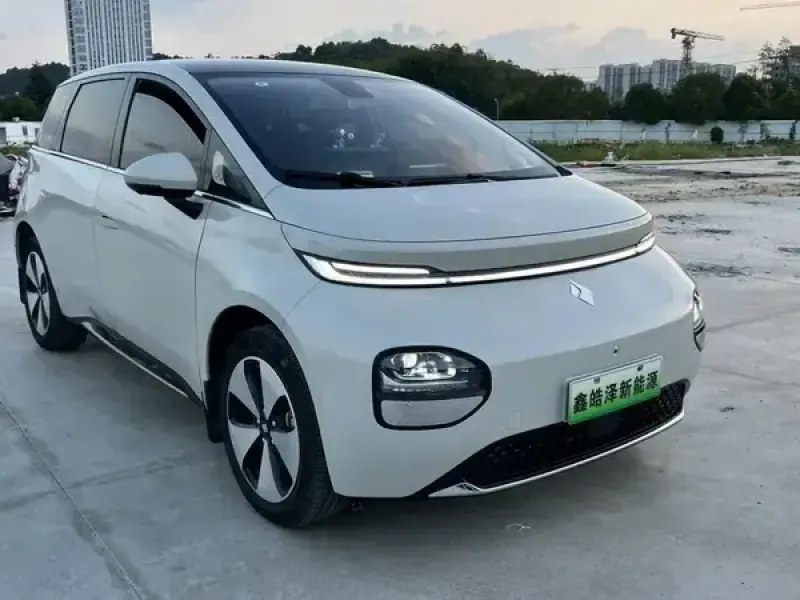 2023 Baojun Cloud с пробегом 60 000 км