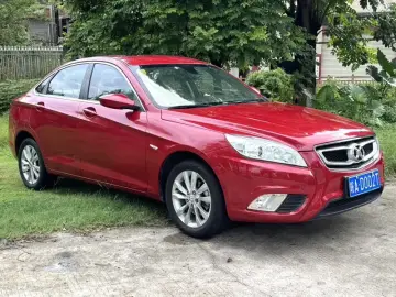 2015 BAIC Senova D50 с пробегом 70 000 км