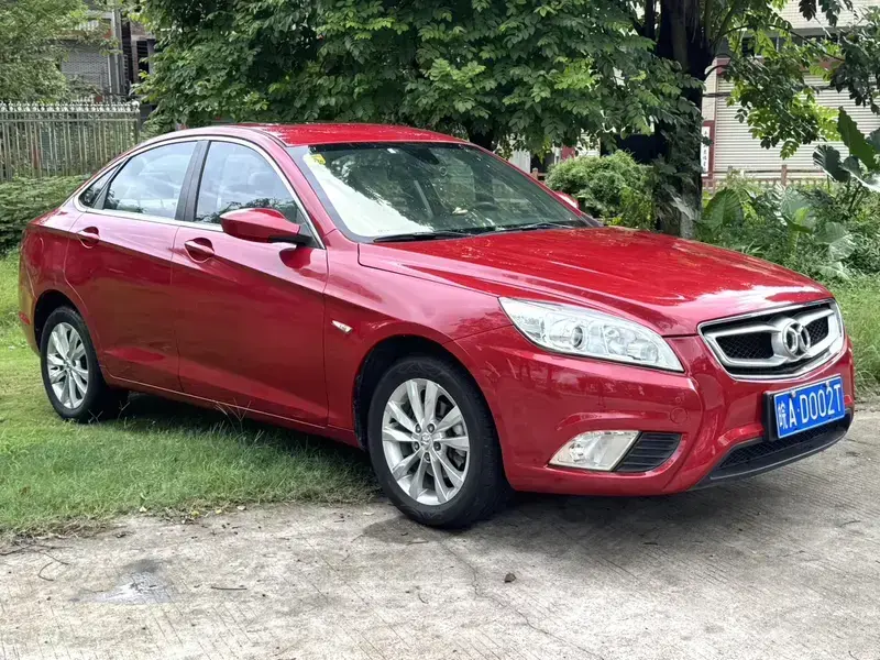 2015 BAIC Senova D50 с пробегом 70 000 км