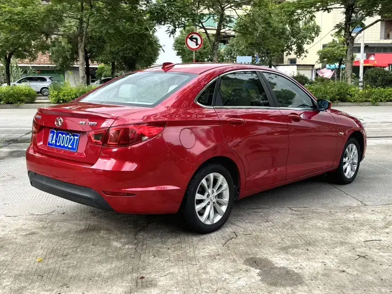 2015 BAIC Senova D50 с пробегом 70 000 км