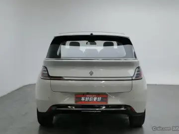 2023 Baojun Cloud с пробегом 32 700 км