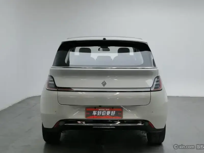 2023 Baojun Cloud с пробегом 32 700 км