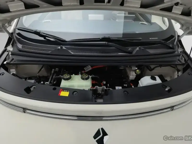 2023 Baojun Cloud с пробегом 32 700 км