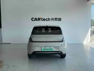 2023 Baojun Cloud с пробегом 25 000 км