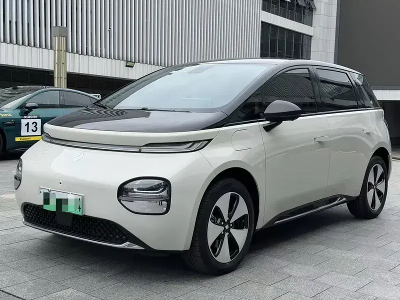 2023 Baojun Cloud с пробегом 49 000 км