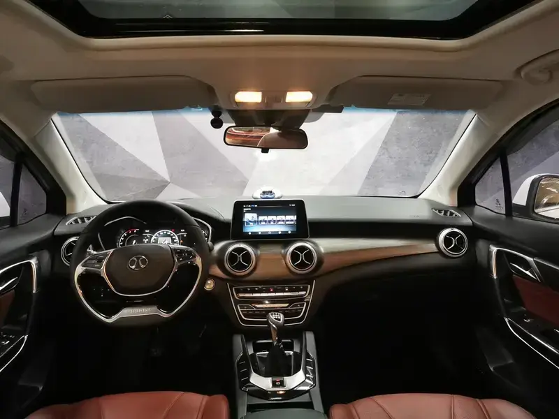 2018 BAIC Senova D50 с пробегом 75 000 км