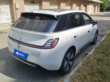2023 Baojun Cloud с пробегом 66 000 км