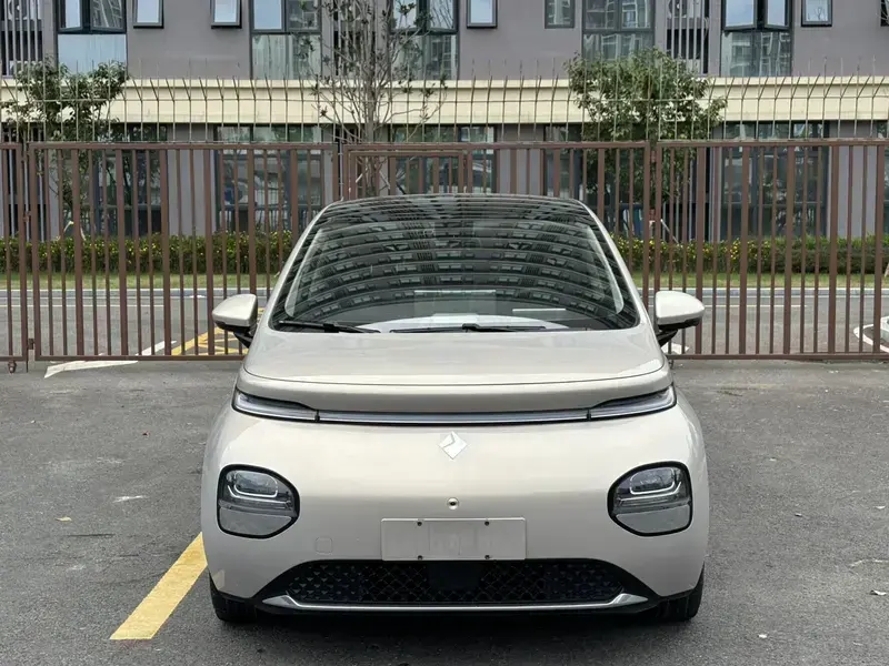 2023 Baojun Cloud с пробегом 75 000 км