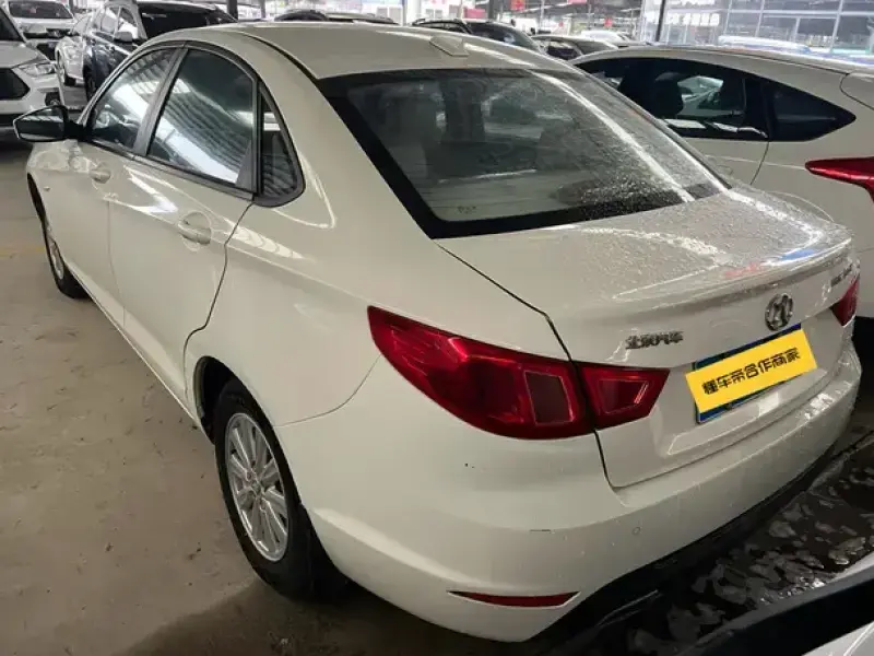 2016 BAIC Senova D50 с пробегом 75 000 км