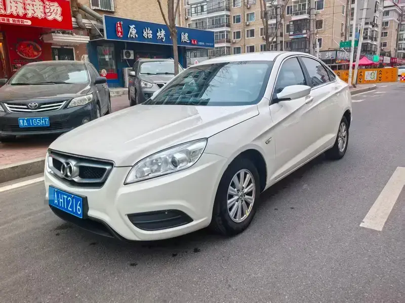 2014 BAIC Senova D50 с пробегом 90 000 км