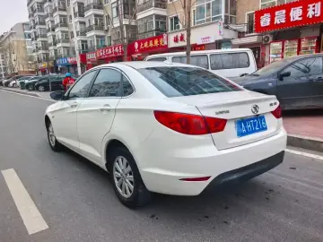 2014 BAIC Senova D50 с пробегом 90 000 км
