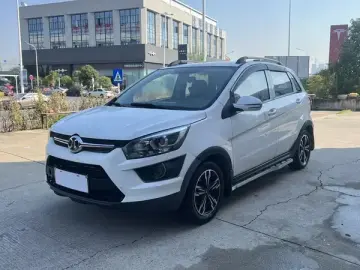 BAIC Senova X25