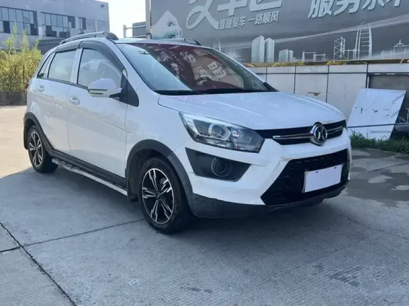 2015 BAIC Senova X25 с пробегом 90 000 км