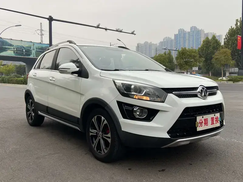 2015 BAIC Senova X25 с пробегом 51 000 км