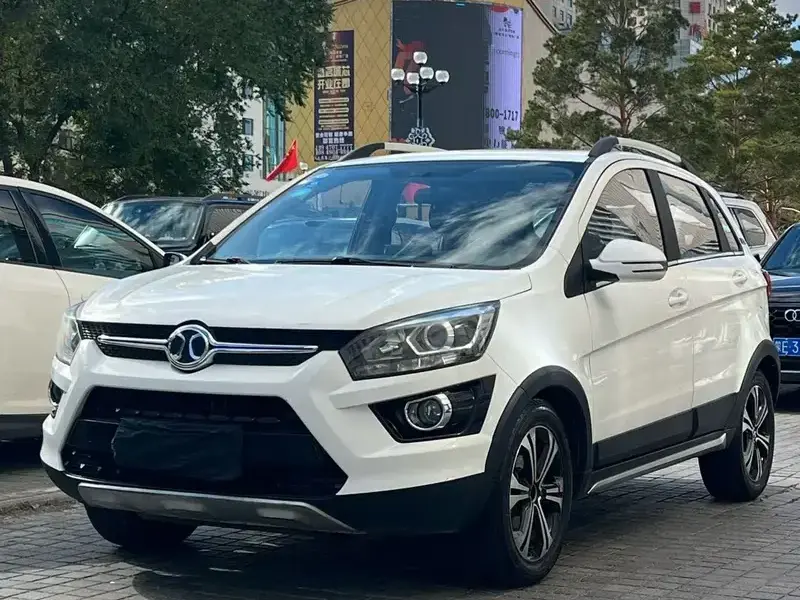 2015 BAIC Senova X25 с пробегом 108 000 км