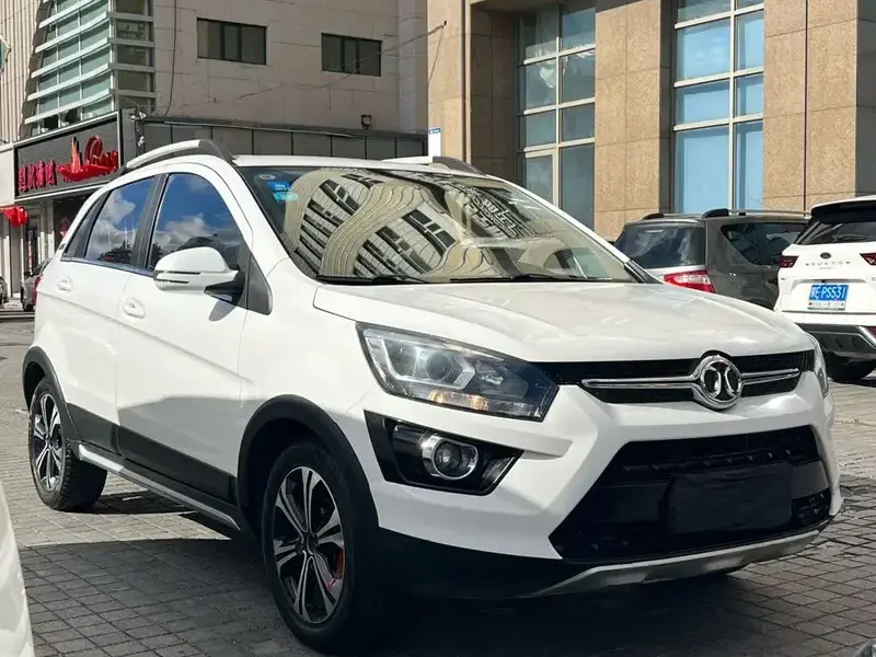 2015 BAIC Senova X25 с пробегом 108 000 км