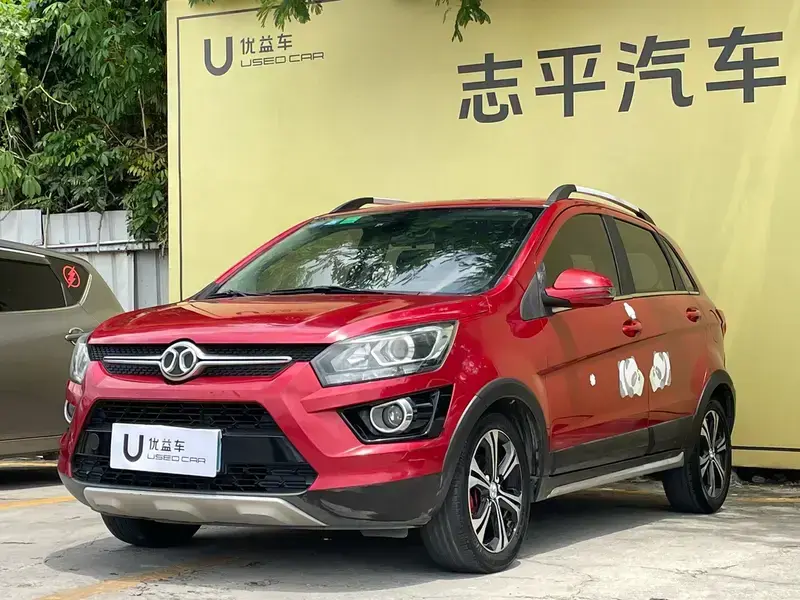2015 BAIC Senova X25 с пробегом 120 000 км