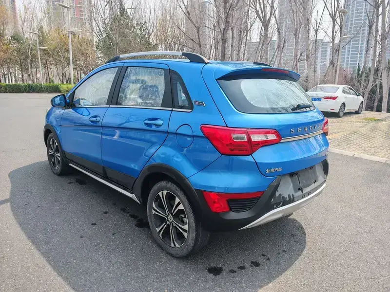 2015 BAIC Senova X25 с пробегом 70 100 км