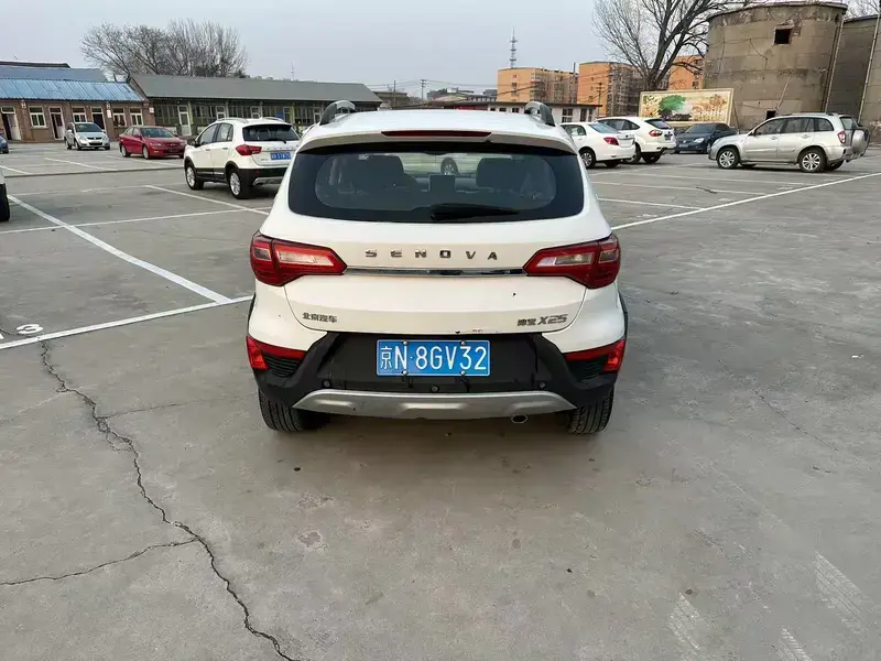 2015 BAIC Senova X25 с пробегом 60 000 км