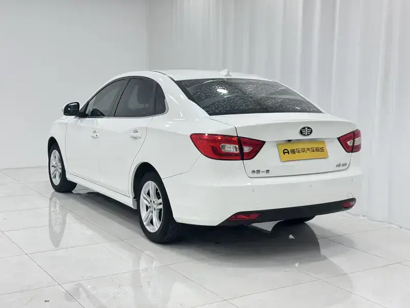 2016 Bestune B30 с пробегом 58 700 км