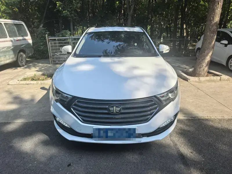 2016 Bestune B30 с пробегом 118 000 км