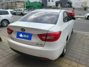 2017 Bestune B30 с пробегом 76 000 км