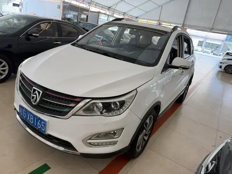 2015 Baojun 560 с пробегом 100 000 км