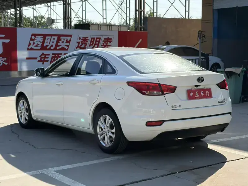 2016 Bestune B50 с пробегом 50 000 км