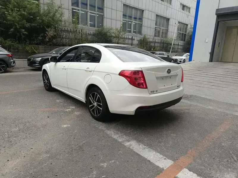 2013 Bestune B50 с пробегом 76 000 км