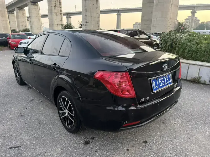 2013 Bestune B50 с пробегом 120 000 км
